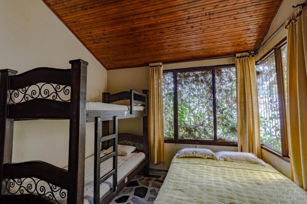 ארמניה Casa En Llamas מראה חיצוני תמונה