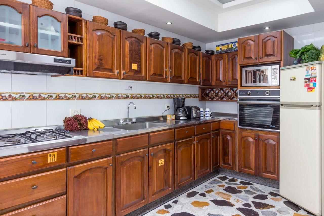 ארמניה Casa En Llamas מראה חיצוני תמונה